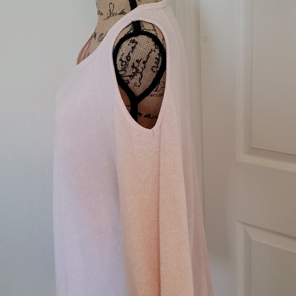 Cold Shoulder Sweater - Picture 2 of 4